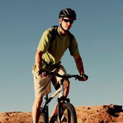 Mountain Bikers wearing Cinetik Medium