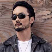 The Serengeti Vernazza sunglasses model features advanced frame and lens technology