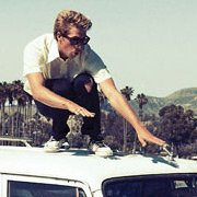 Tanner Rozunko - Pro Surfer wearing Von Zipper Booker