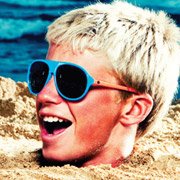 Kolohe Andino - Pro Surfer wearing Von Zipper Rockford